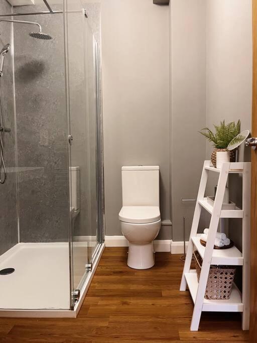 Modern Ground Floor Apartment تودموردن المظهر الخارجي الصورة