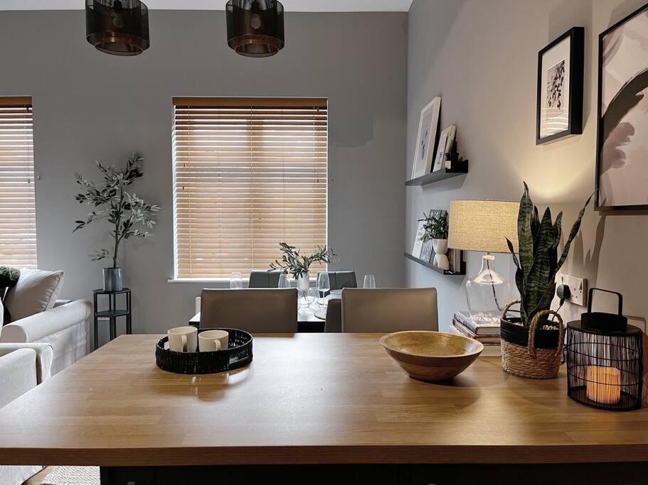 Modern Ground Floor Apartment تودموردن المظهر الخارجي الصورة
